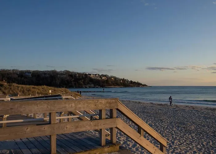 Cape Cod'S Best Beach Getaway Falmouth