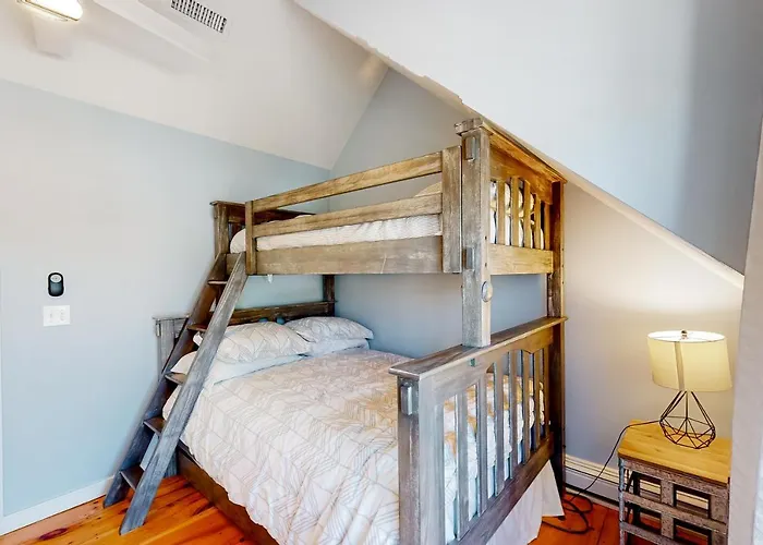 Maushop Village Beach Getaway Mashpee