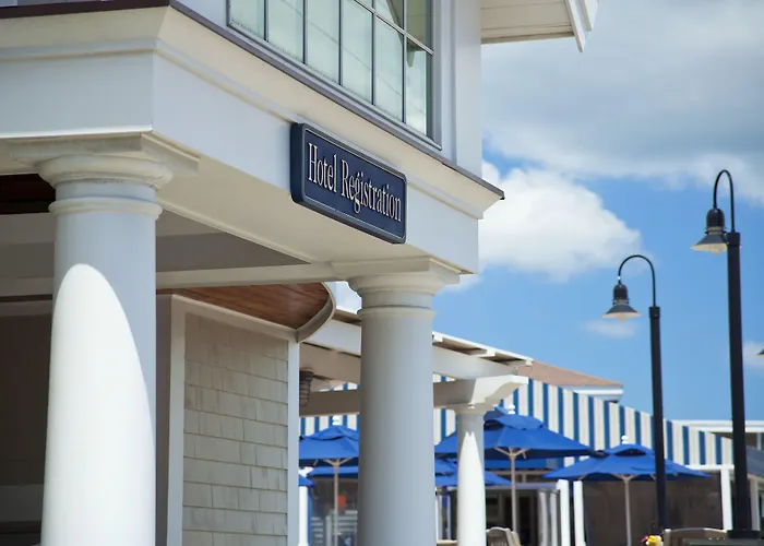 Hyannis Harbor Hotel (Adults Only)