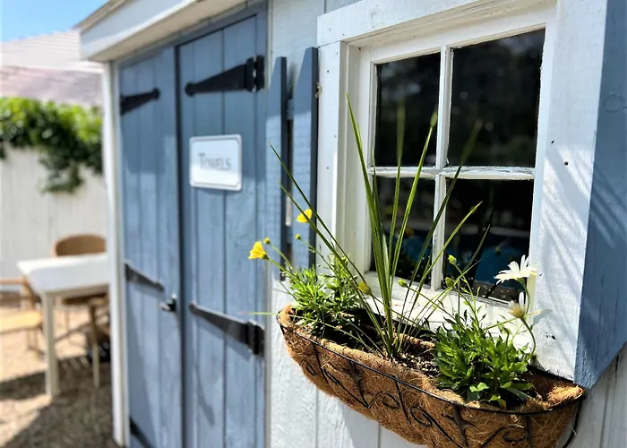 Bed & Breakfasts in Eastham near First Encounter Beach