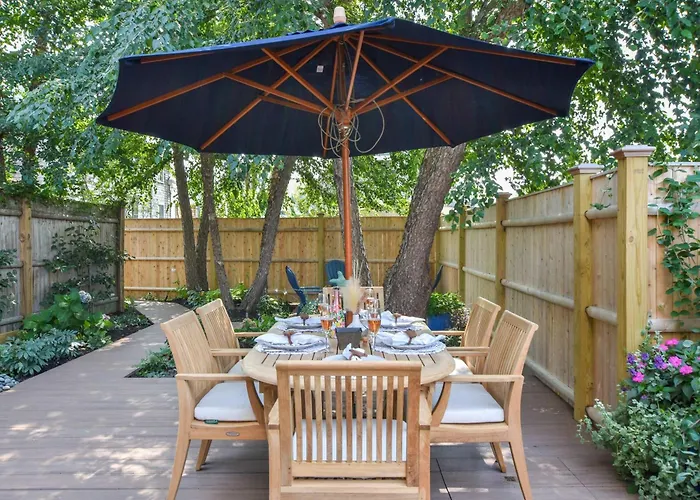 4 Min Walk To Commercial Street And Beach Provincetown