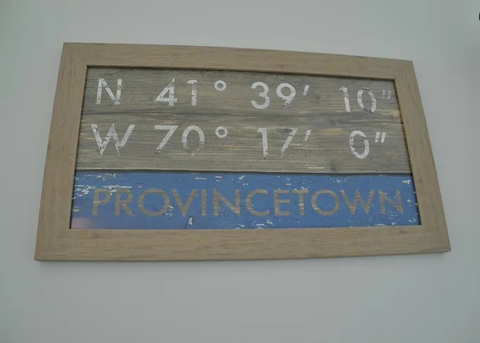 Bed & Breakfasts in Provincetown near Dune Shacks Trail